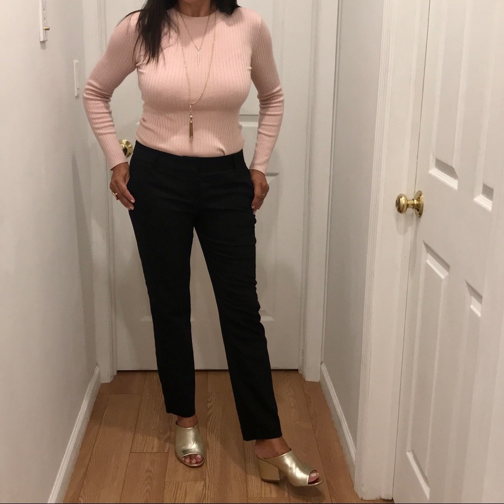 Divided (H&M) blush ribbed crew neck sweater - Picture 2 of 9